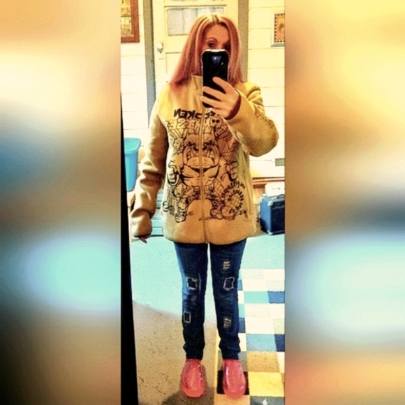 Broken Promises - Pay Attention to Me Jacket Sherpa - Picture 5 of 16